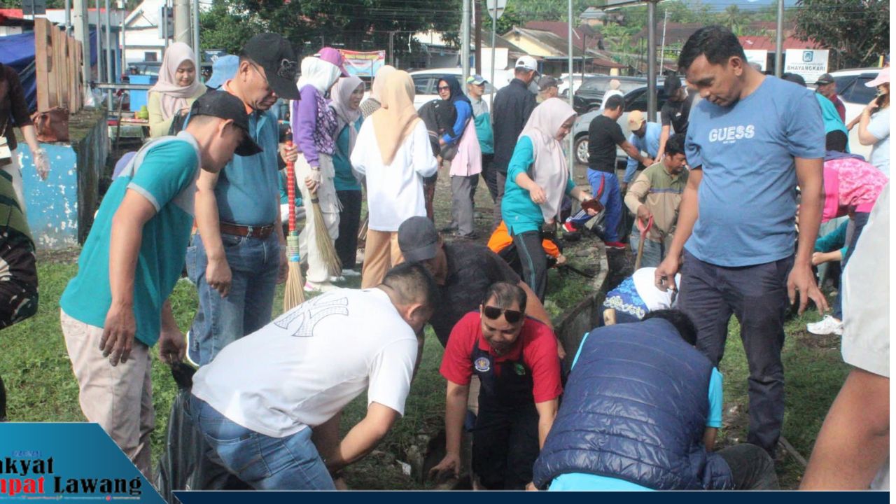 Joncik Muhammad Pimpin Aksi Bersih-Bersih Besar di Empat Lawang, Bukti Nyata Kepedulian Lingkungan