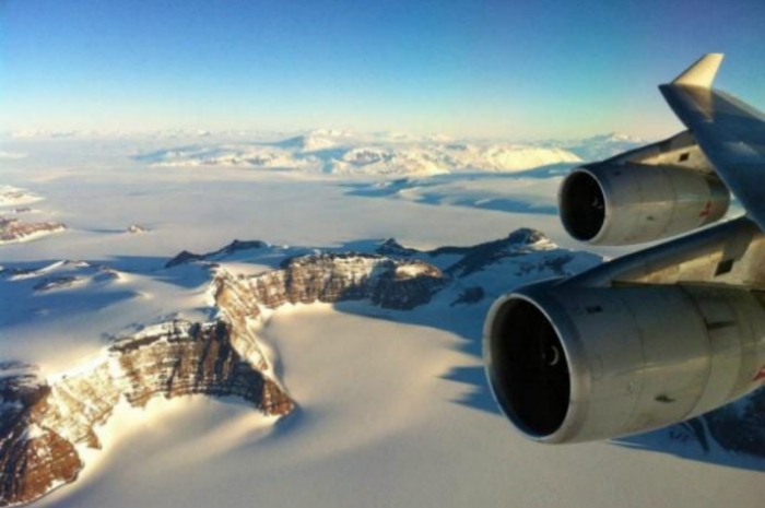 Mengungkap Alasan di Balik Larangan Pesawat Terbang di Atas Antartika
