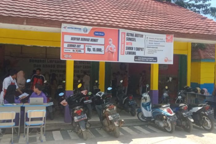 SMK Negeri 1 Empat Lawang Buka Servis Motor Hemat