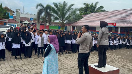 Binmas Polres Empat Lawang Datangi Sekolah Bahas Isu Penculikan