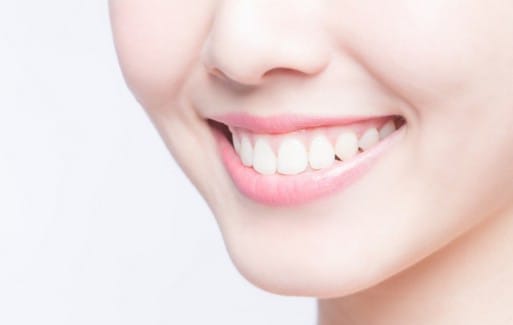 17 Cara Memutihkan Gigi dengan Bahan Alami dan Ramah di kantong