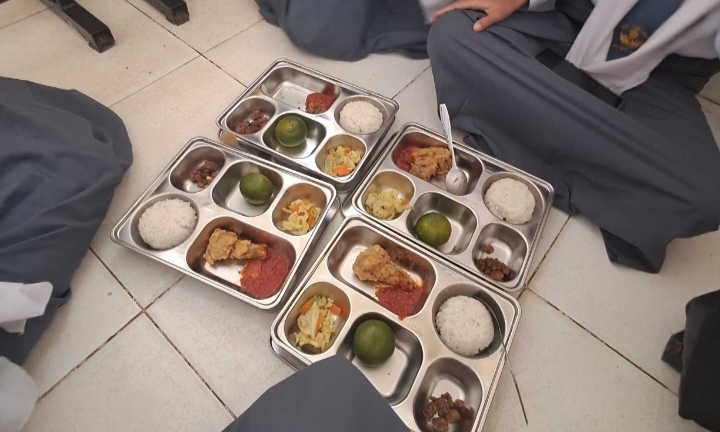 Guru Besar FKUI Ingatkan Pentingnya Menghabiskan Makanan Bergizi Gratis di Tempat untuk Cegah Risiko Keamanan 