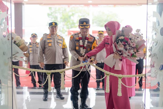 AKBP Dody Surya Putra Resmi Ngantor di Polres Kukar