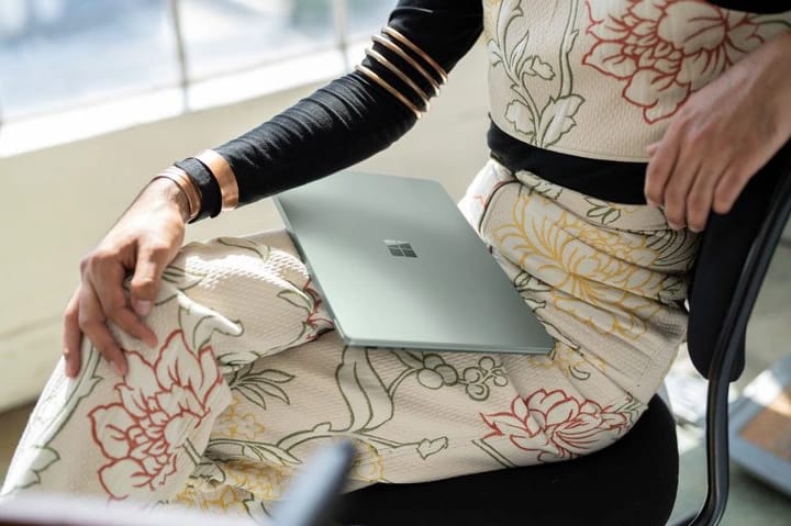 Microsoft Rilis Pembaruan Firmware untuk Surface Laptop 5, Atasi Masalah Mati Mendadak