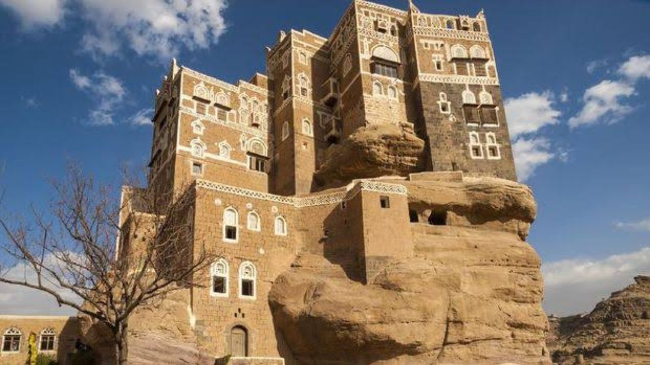 Fakta Menarik tentang Dar al-Hajar: Istana Batu Nan Megah