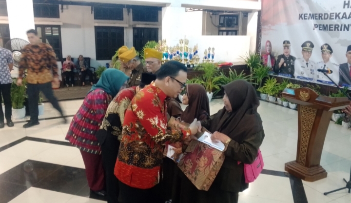25 Veteran dan Janda Veteran Terima Tali Asih pada Resepsi Malam Kenegaraan HUT ke-80 RI di Empat Lawang