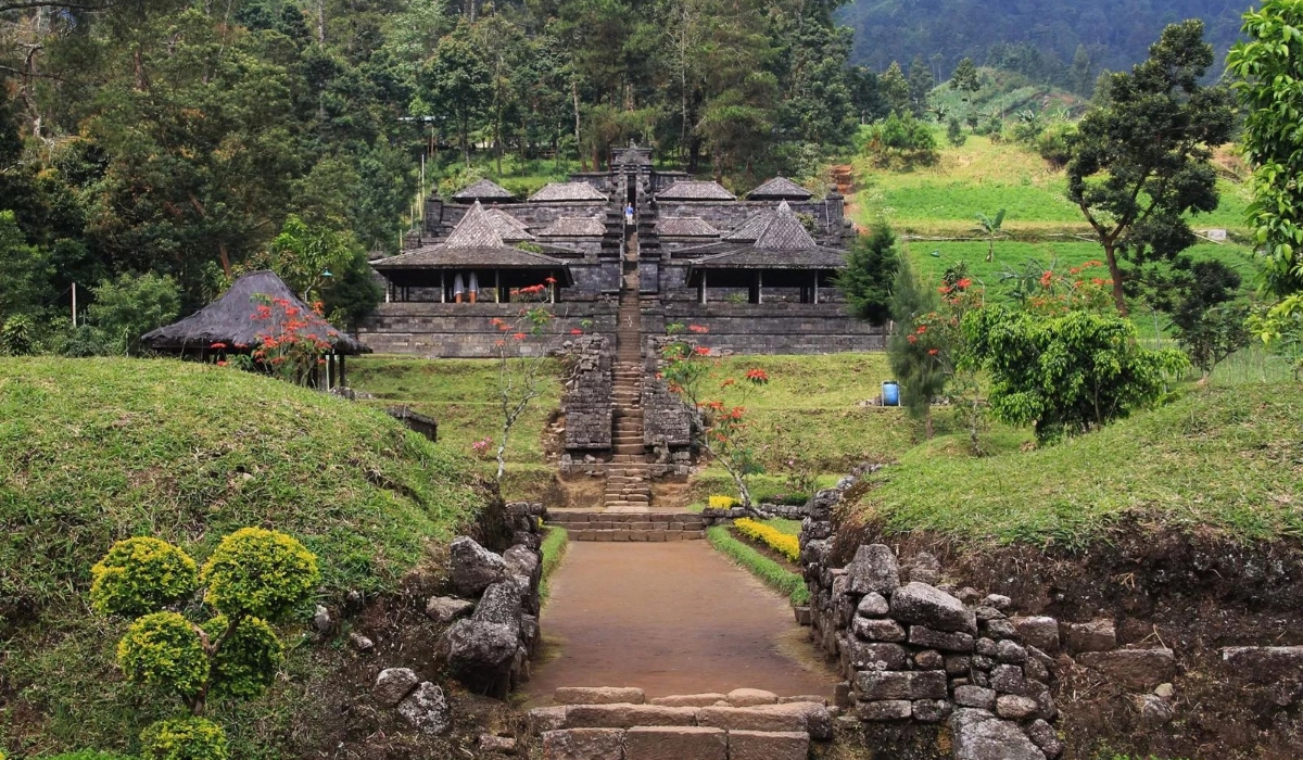 Wisata Budaya Paling Populer di Kabupaten Karanganyar