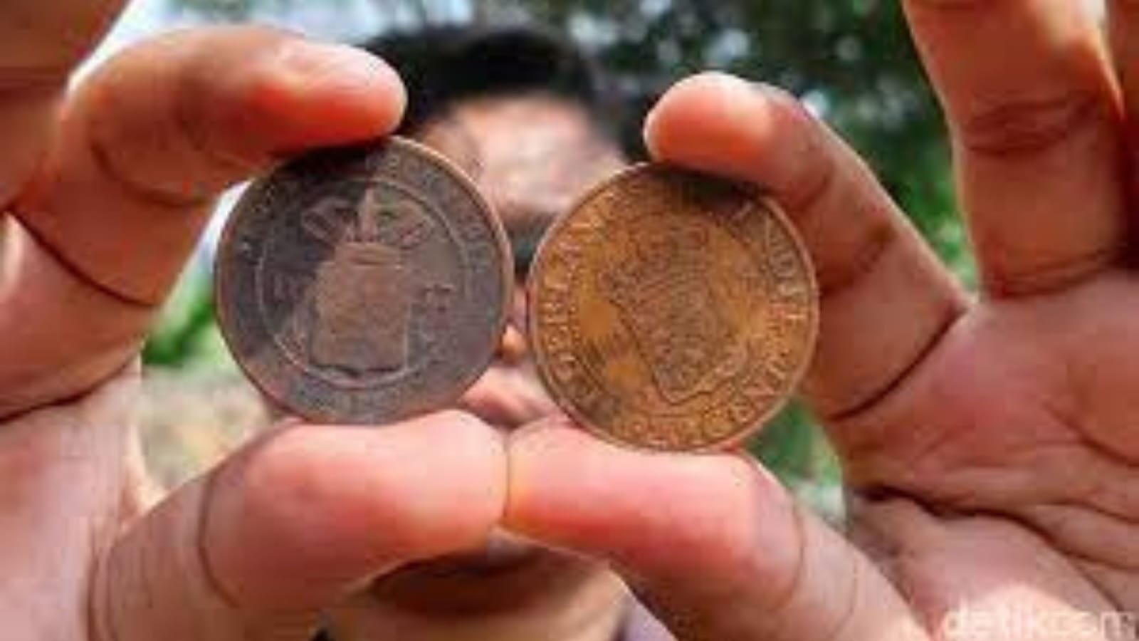 Kontroversi Riset Gunung Padang, Koin Gunung Padang dan Kemiripannya dengan Uang Tahun 1945, 4 Kemiripan!