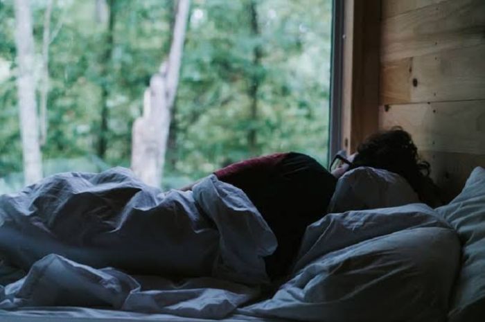 Beberapa Manfaat Tidur Siang Hari dan Durasi yang Dianjurkan