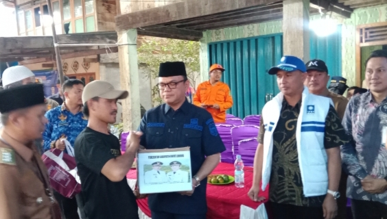 Pemkab Empat Lawang Salurkan Bantuan Tanggap Darurat untuk Korban Kebakaran di Desa Lingge
