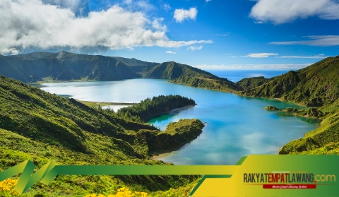 Menyusuri Keindahan Jelang Matahari di Lagoa do Fogo, Danau Vulkanik yang Menawan