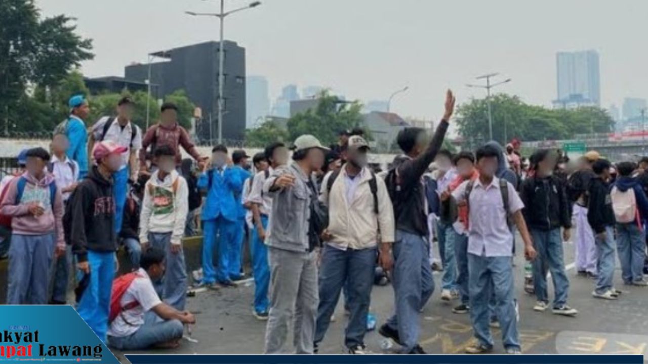 Gelombang Demo Ganggu Sekolah, Kemendikdasmen Evaluasi PJJ dan Fenomena Siswa Turun ke Jalan