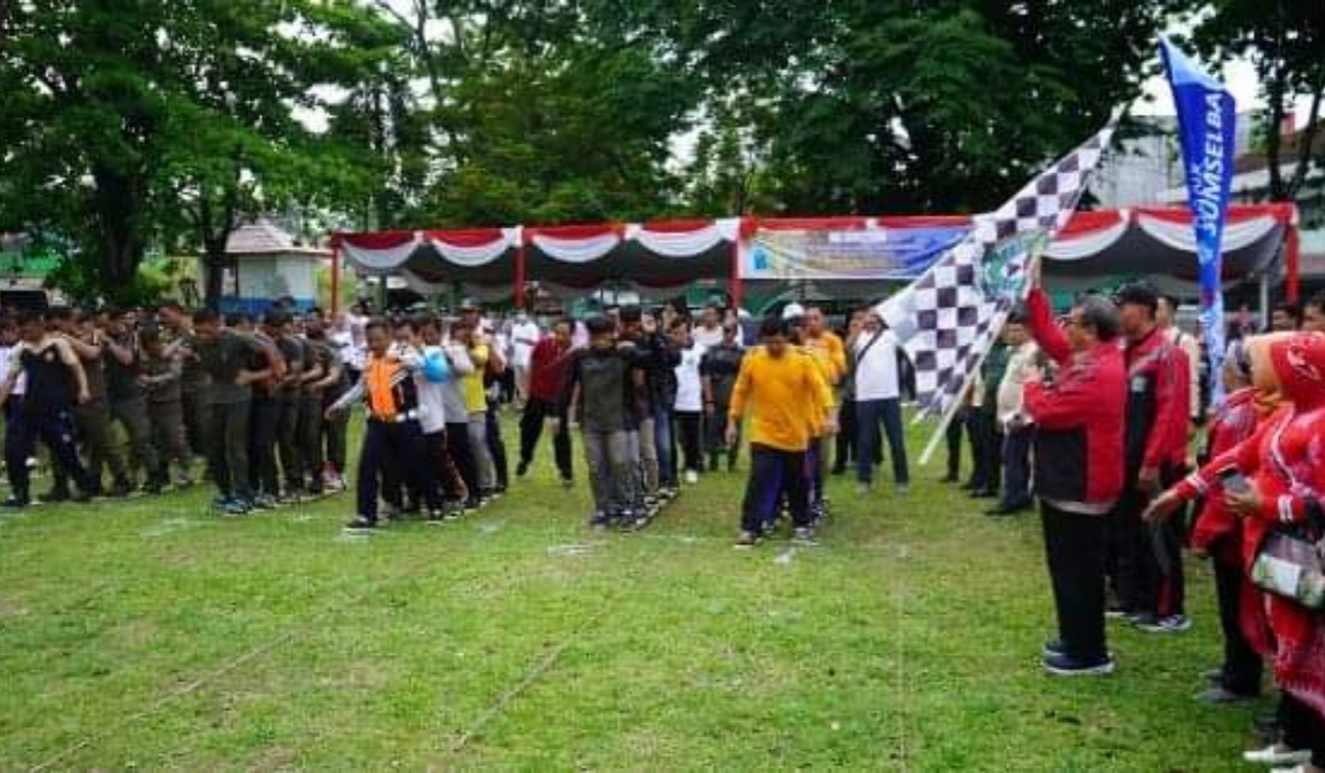 Memeriahkan HUT Kabupaten Muara Enim ke-77, Karnaval Budaya dan Lomba Tradisional Seru di Lapangan Merdeka