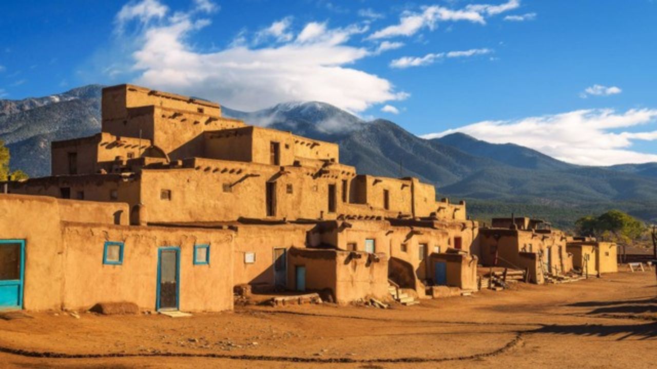 Hum Taos: Fenomena Misterius di Kota Kecil New Mexico