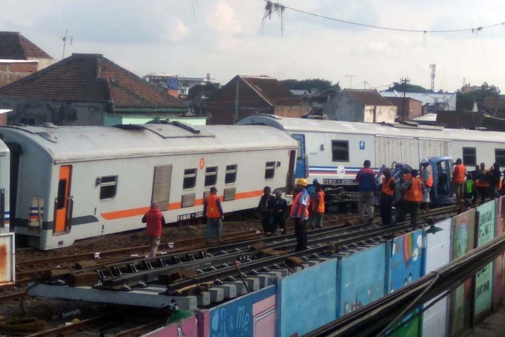 Bikin Merinding! Ternyata Ada Kereta Api Berjalan Sendiri, Hantukah yang Menjadi Masinis?