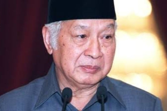 Romo Diyat: Sang Guru Spiritual di Balik Kekuasaan Presiden Soeharto