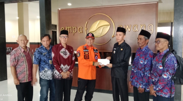 Sekda Empat Lawang Salurkan Bantuan untuk Korban Kebakaran Talang Benteng, Wujud Solidaritas ASN 