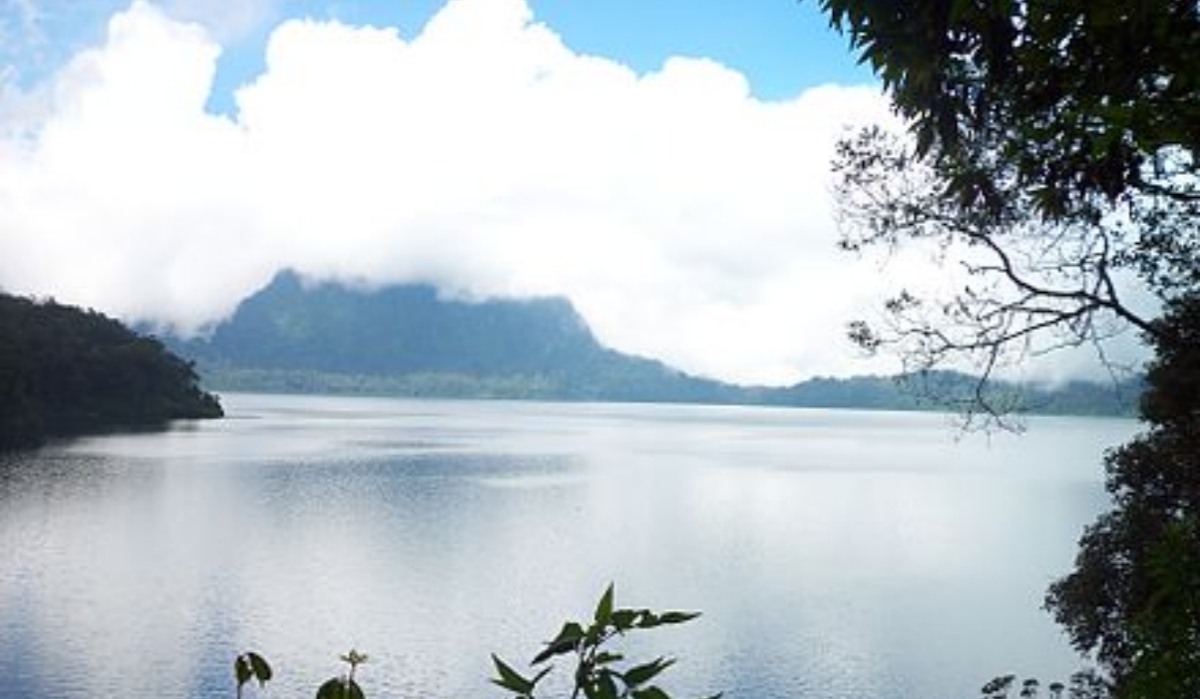 Misteri dan Keindahan Danau Gunung Tujuh: Objek Wisata Epik di Jambi