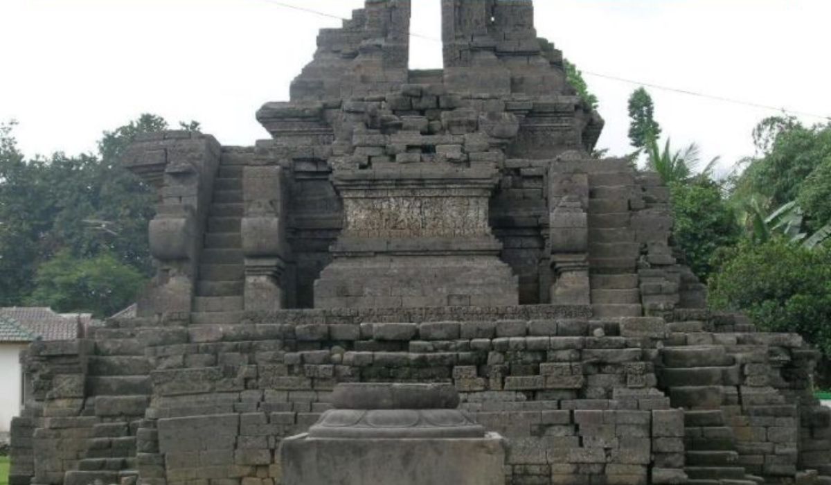 Cerita di Candi Jago: Legenda Angling Darma