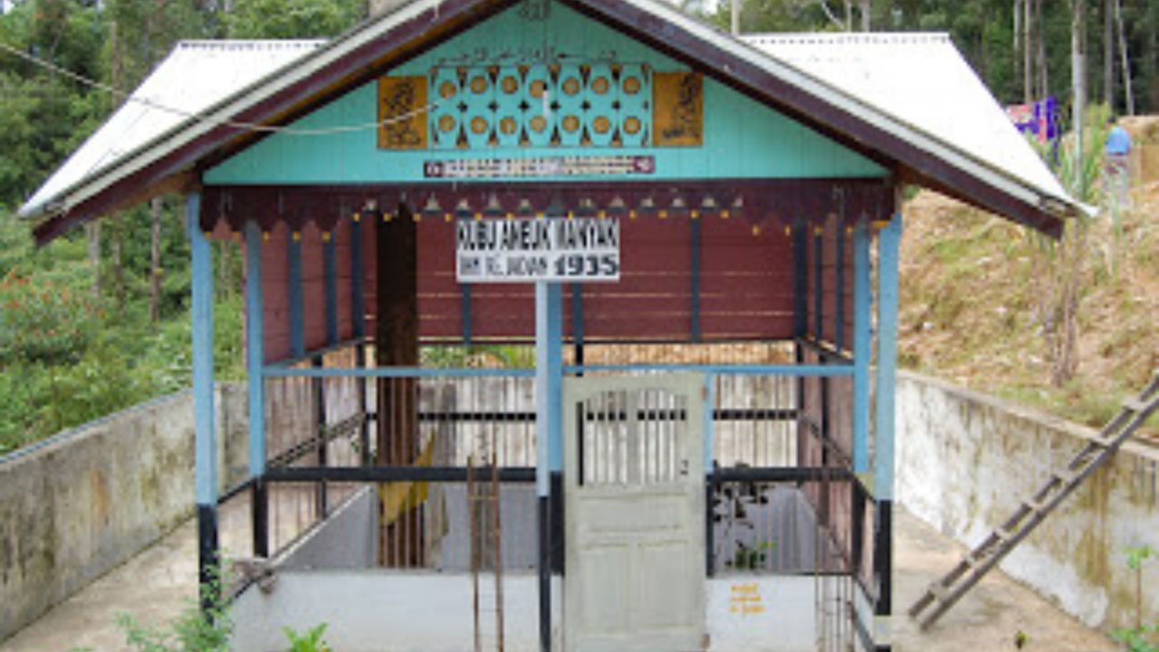 Kisah Misteri di Balik Kuburan Keramat di Geumpang, Meulaboh