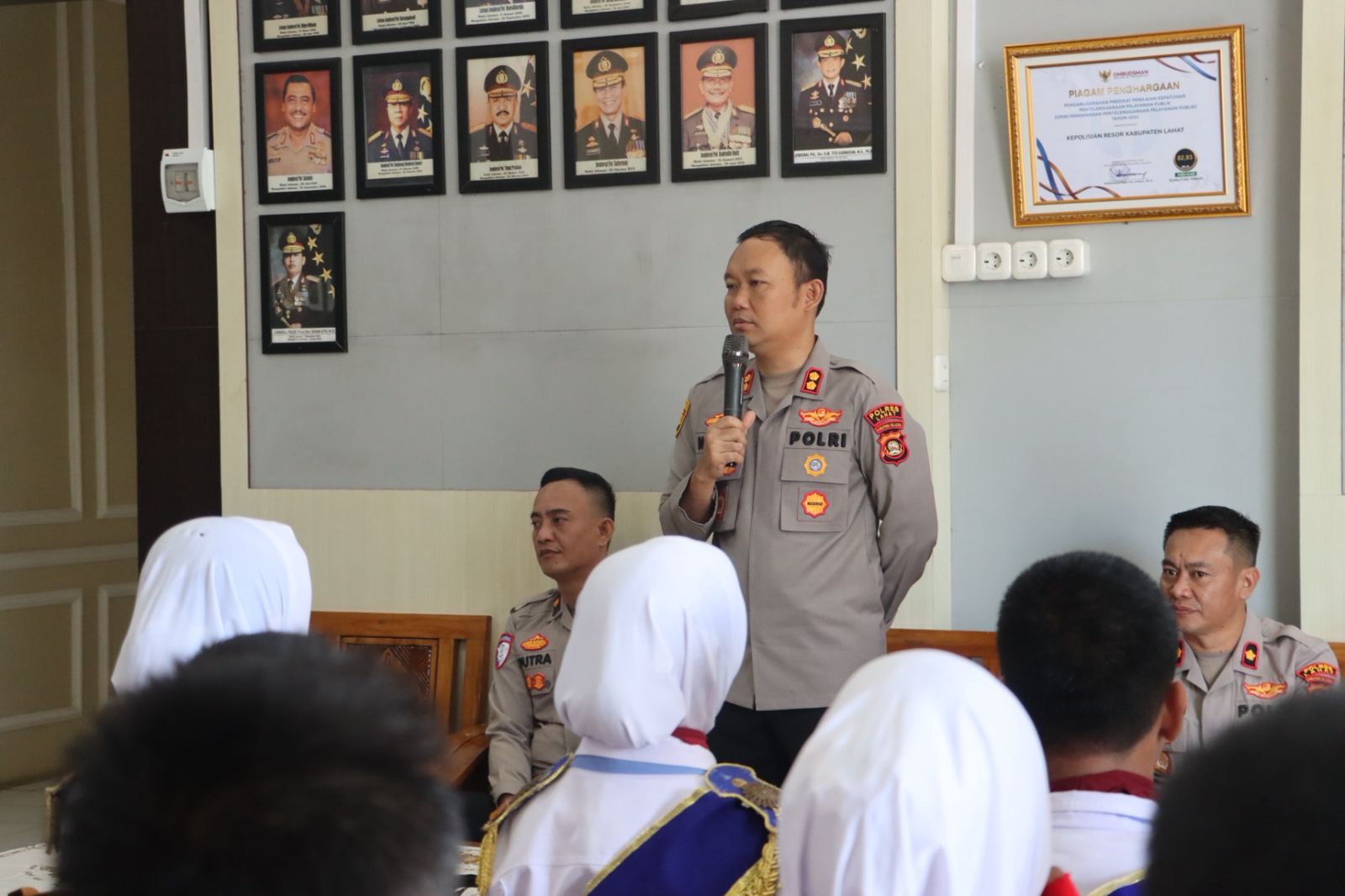 Kapolres Lahat Lepas Kontingen PKS ke Kejuaraan Kapolda Cup 2025: Wujud Disiplin dan Kebanggaan Generasi Muda