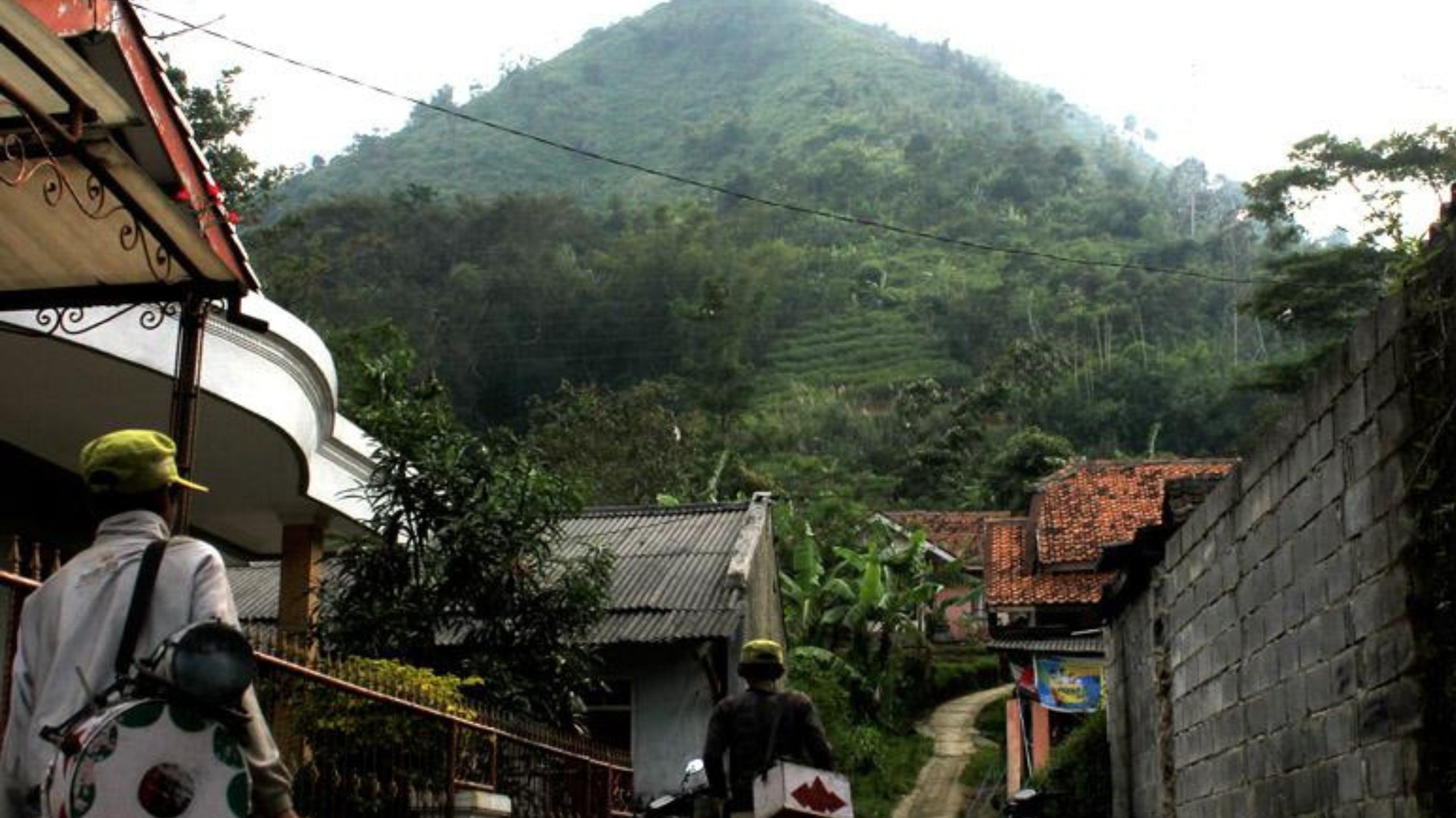 Misteri Gunung Lalakon, Gunung Piramida dari Jawa Barat yang Membuat Merinding