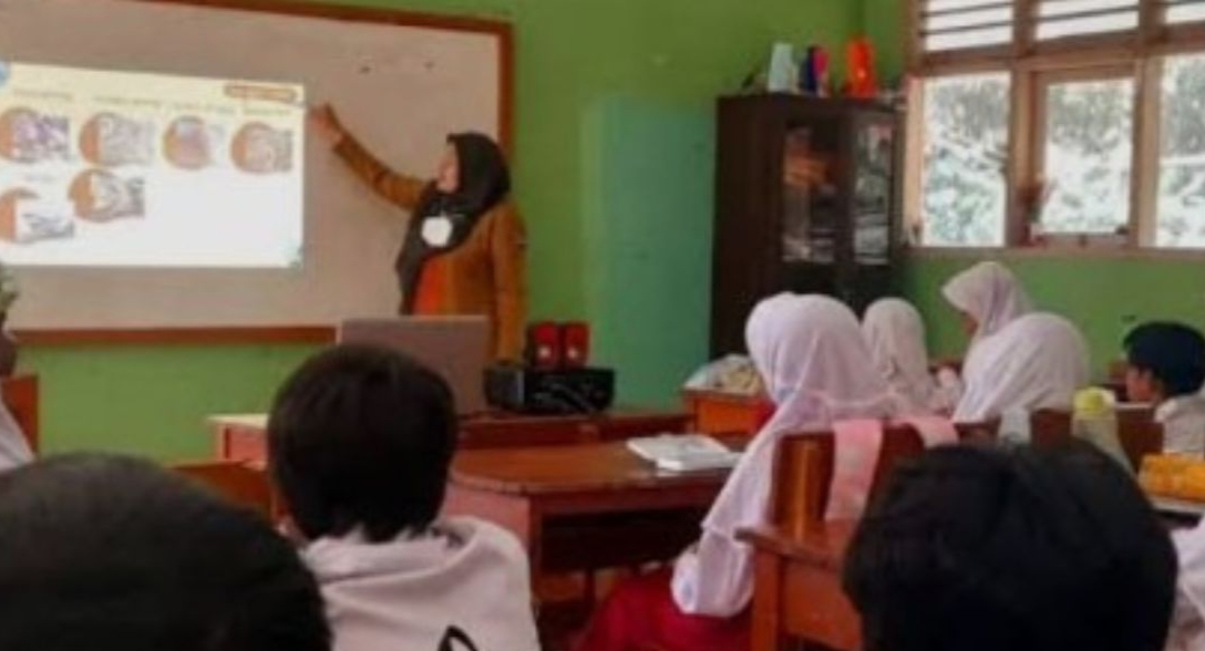 Permendikdasmen No. 11 Tahun 2025 Atur Ulang Beban Kerja Guru, Ini 3 Poin Pentingnya!
