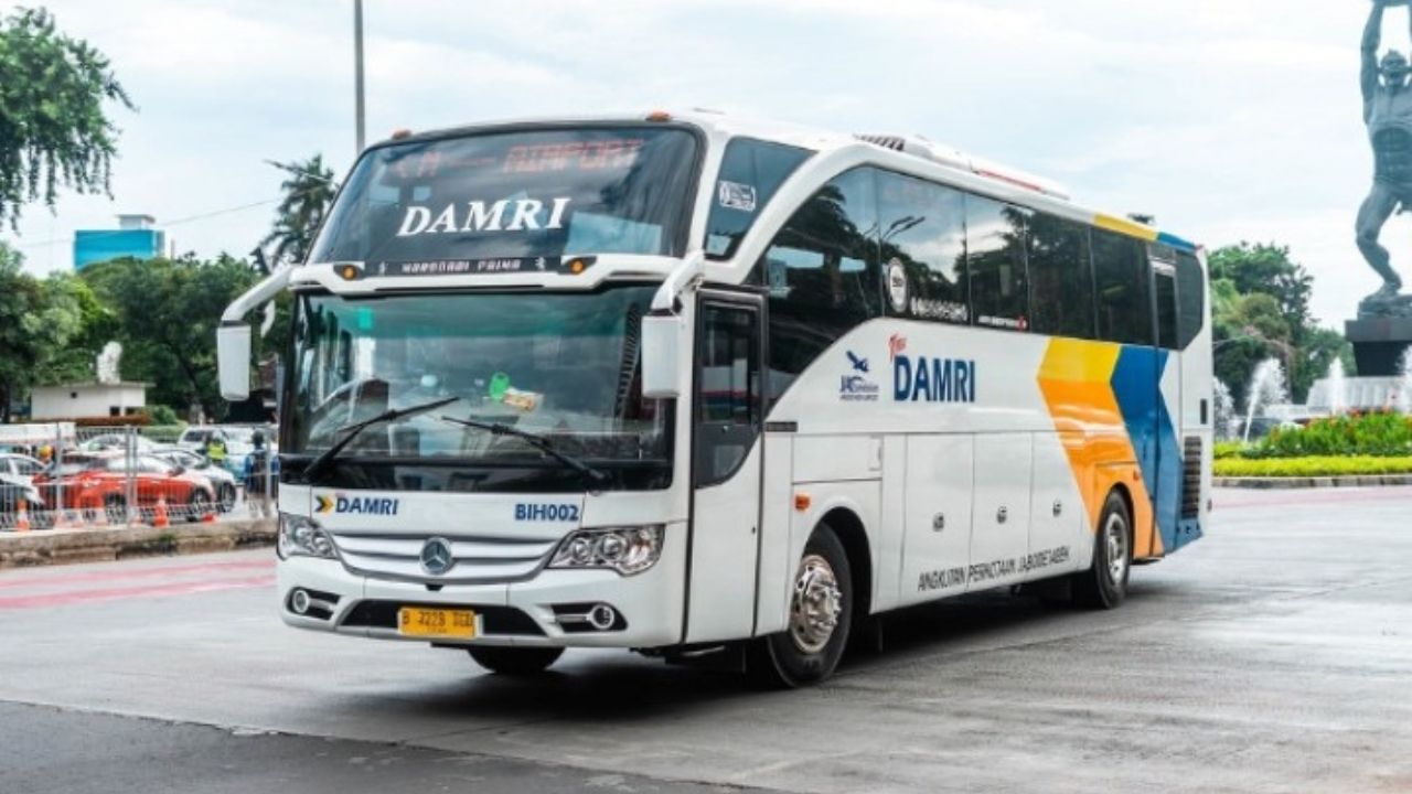 Tiket Bus DAMRI Ludes Terjual