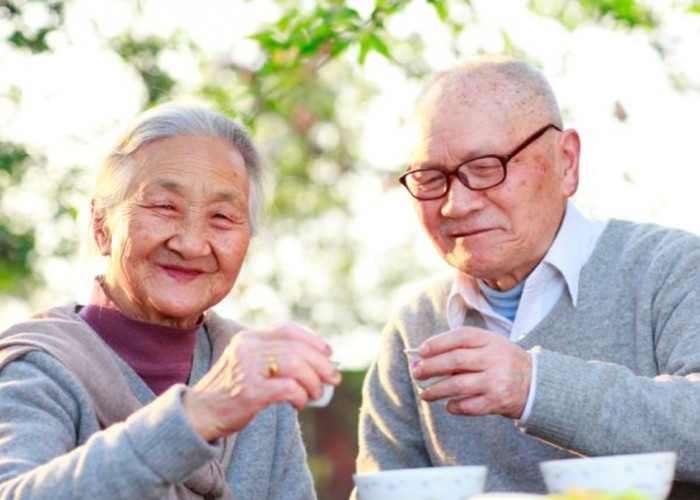 Rahasia Panjang Umur Orang Jepang: 8 Alasan Mengapa Mereka Hidup Lebih Lama