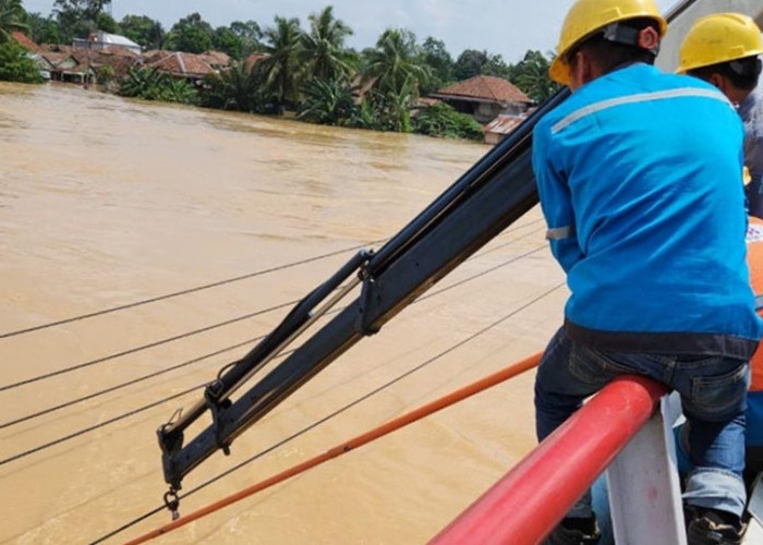 Waspada Kelistrikan Saat Banjir, PLN Siap Jaga Keamanan dan Kenyamanan Pelanggan