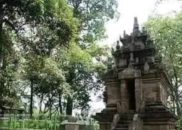 Asal Usul Candi Cangkuang: Penemuan, Sejarah, dan Pemugaran