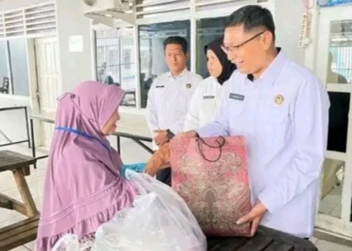 Lapas Kelas IIB Empat Lawang Salurkan Bansos Rutin untuk Warga Sekitar dan Keluarga Warga Binaan
