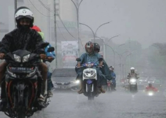 Imbas Bibit Siklon 93S, Jakarta Diprakirakan Diguyur Hujan Seharian