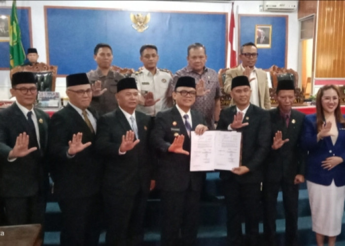 Raperda Pertanggungjawaban APBD 2025 Disahkan, Bupati Joncik Apresiasi Dukungan DPRD Empat Lawang