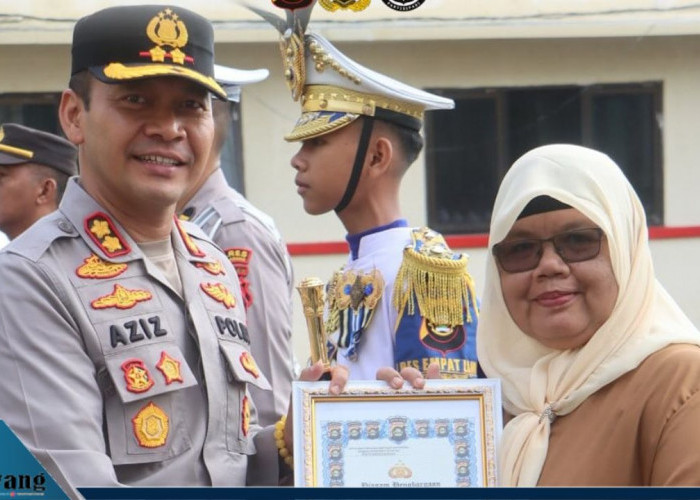 SMPN 1 Tebing Tinggi Raih Penghargaan Kapolres Empat Lawang Usai Siswa Sabet Juara 1 The Best Costume PKS 