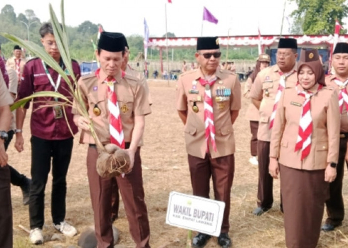 Empat Lawang Bidik 1.000 Pohon Kelapa Lewat JM Betanam, Jadi Gerakan Hijau dan Pengendali Inflasi