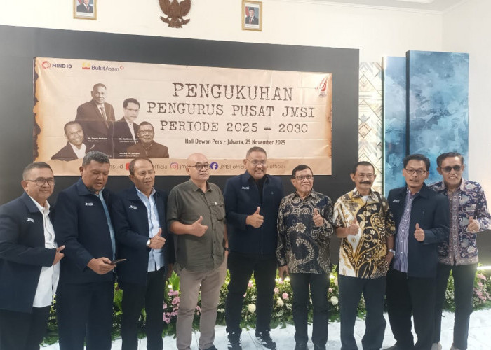 Dahlan Iskan Dikukuhkan sebagai Dewan Pembina JMSI, Diharapkan Jadi Inspirasi Dunia Media