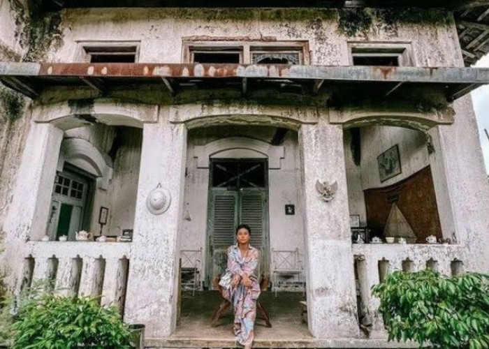 Sering Muncul Sosok Menyerupai Pocong, Rumah Angker di Utara Jogja Tetap Berdiri Walaupun Kusam