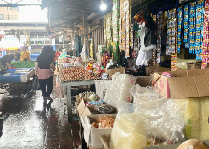 Harga Sembako di Lahat Stabil Menjelang Ramadhan, Daging Ayam dan Cabe Justru Turun