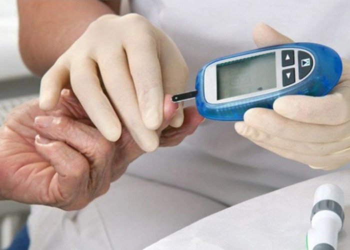Menjaga Kadar Gula Darah Normal untuk Mencegah Diabetes Tipe 2 pada Usia 50 Tahun ke Atas