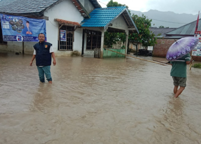 Banjir Melanda Desa-desa di Kecamatan Pasemah Air Keruh, Sumatera Selatan Genang 27 Rumah