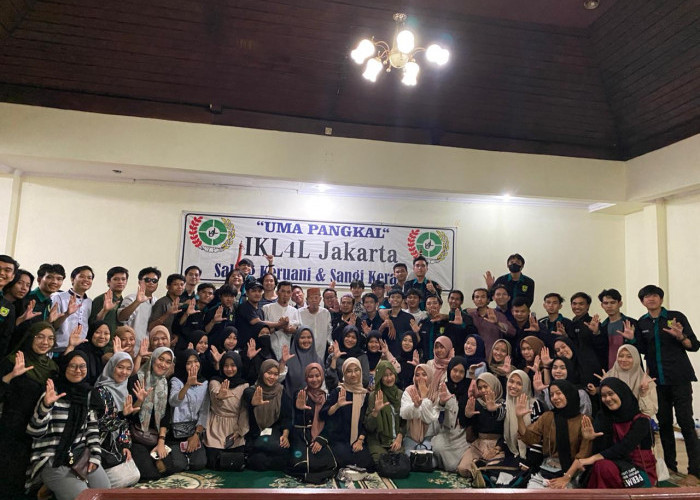 Abdul Somad Diskusi Bersama Mahasiswa Empat Lawang di Jakarta