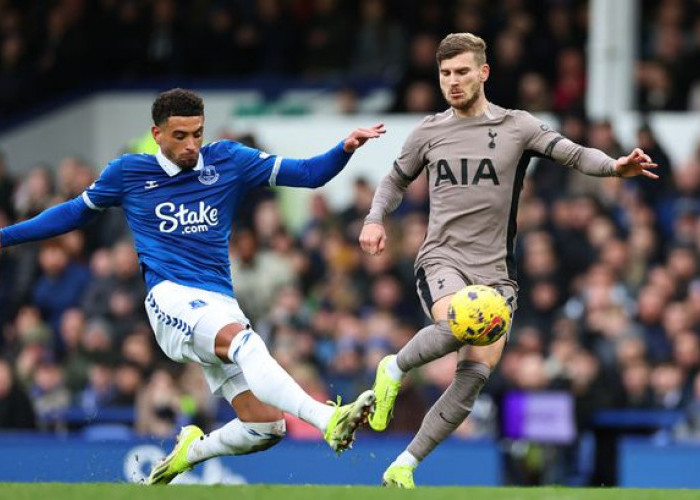 Transfer Januari, Cedera Ben Davies dan Liga Premier yang Tak Biasa Jadi Kejutan Natal Spurs