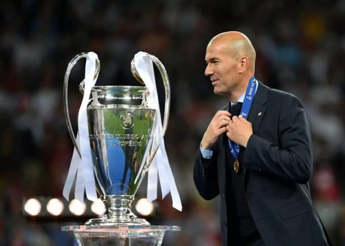 Zidane Siap Comeback Besar! Menuju Kursi Pelatih Timnas Prancis?