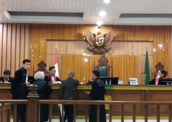 Dua Saksi Ahli Ungkap Kejanggalan Akta Nikah, Sidang Ernaini di PN Banyuasin Memanas