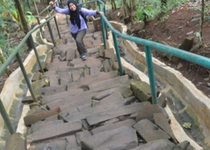 Tentang Misteri Gunung Padang dan Tiga Penguaknya