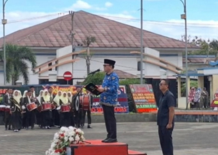 Joncik Muhammad Awal Masuk Kerja, Pimpin langsung Upacara Peringatan Tiga Hari Besar Nasional di Empat Lawang