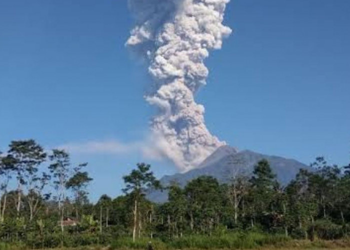 Gunung Merapi: Keajaiban Alam dan Misteri Keraton Merapi