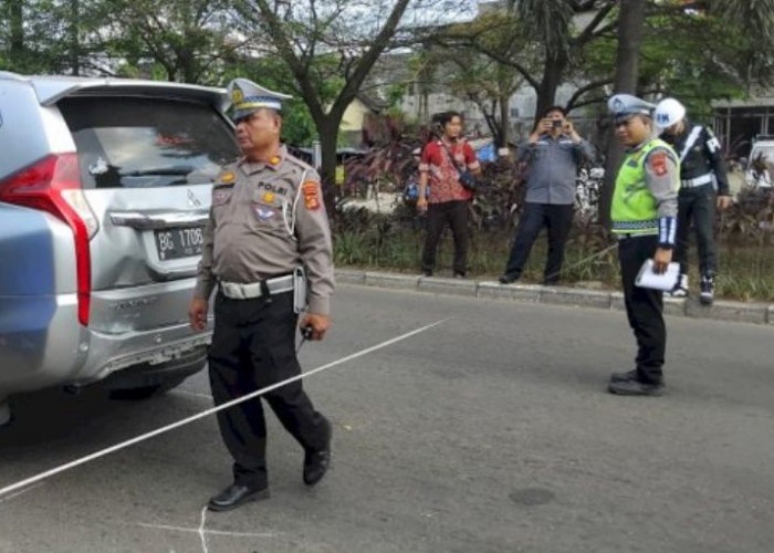 Lakalantas di Jalan Noerdin Pandji, Anggota TNI AD tak Sadarkan Diri