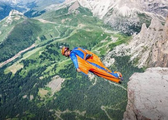 Mengenal Skydiving, Terlihat Mengerikan Tetapi Memiliki Manfaat